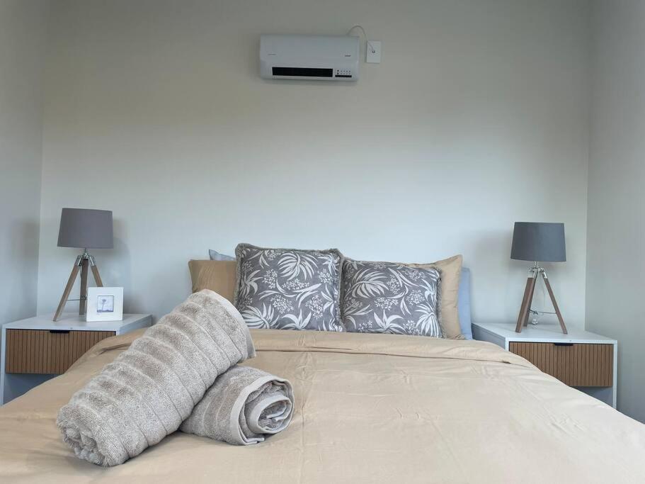 Cbd Luxury Parkside Living 2 Bedroom With Parking クライストチャーチ エクステリア 写真