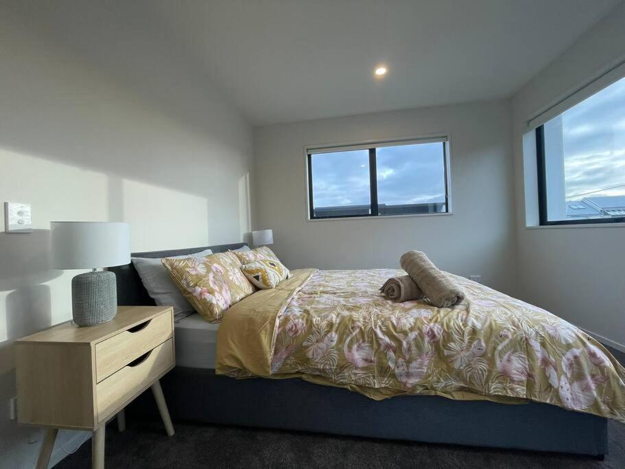 Cbd Luxury Parkside Living 2 Bedroom With Parking クライストチャーチ エクステリア 写真