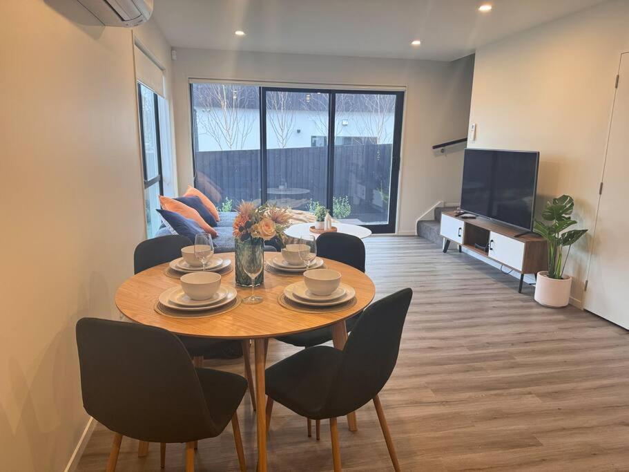 Cbd Luxury Parkside Living 2 Bedroom With Parking クライストチャーチ エクステリア 写真