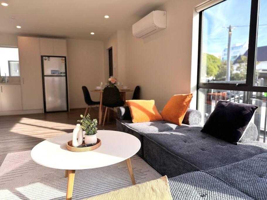 Cbd Luxury Parkside Living 2 Bedroom With Parking クライストチャーチ エクステリア 写真