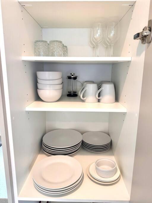 Cbd Luxury Parkside Living 2 Bedroom With Parking クライストチャーチ エクステリア 写真